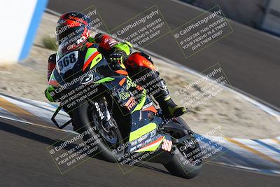 media/Nov-01-2025-TrackDaz (Sat) [[2b4d5192bc]]/A Group/2pm (Turn 6)/